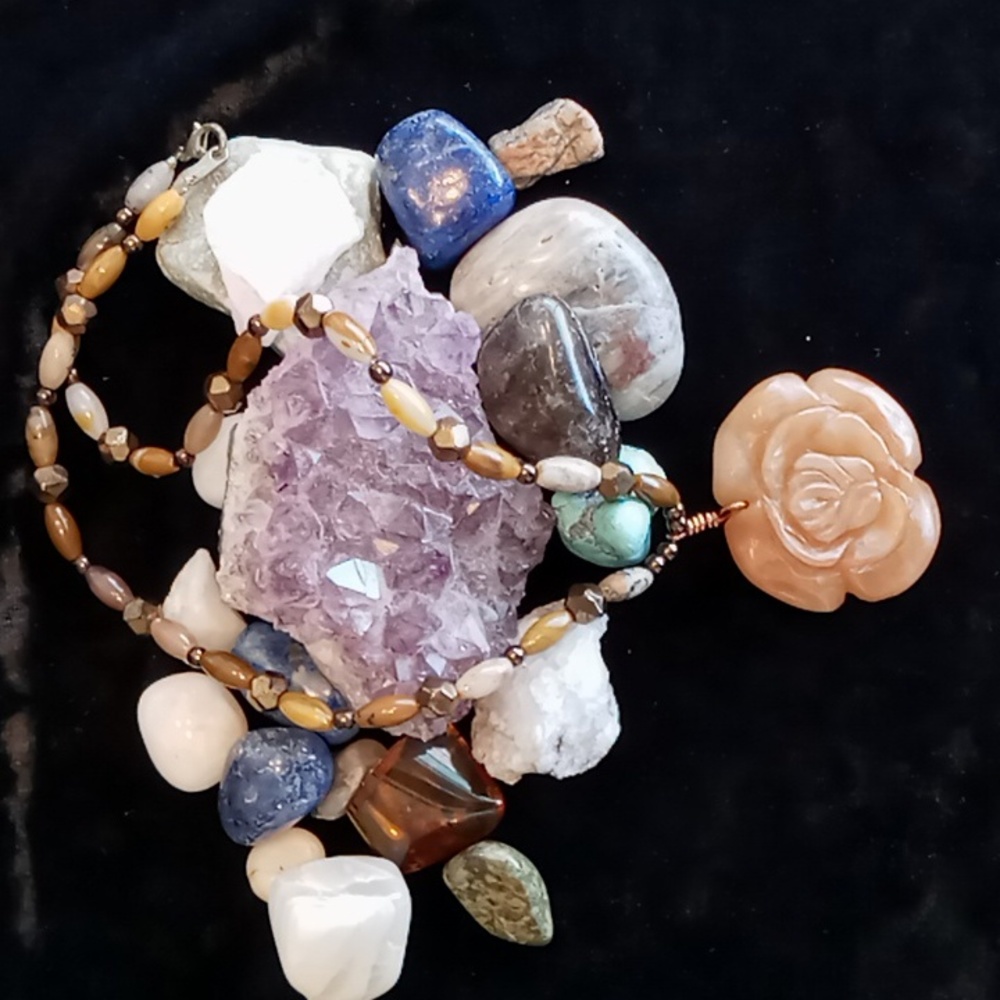 Aventine Rose Quartz With Natural Stone And Copper Bead Accents Carved Rose